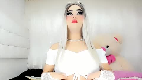 samanthax_xissadora1 online show from February 6, 2025, 7:45 am