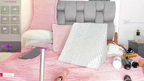 Samara Wells online show from September 22, 2025, 9:28 pm