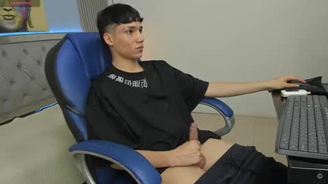 Sam online show from March 16, 2026, 8:46 pm