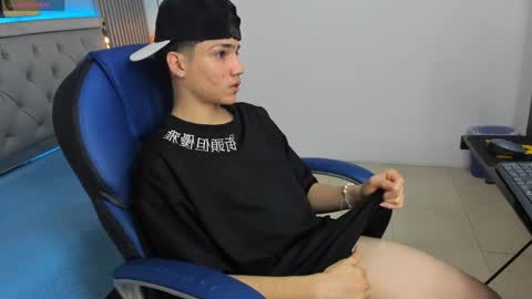 Sam online show from April 9, 2026, 1:05 pm