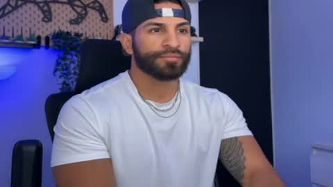 Sam Dornan online show from July 18, 2026, 1:37 pm