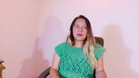 Samy online show from April 21, 2026, 4:52 am