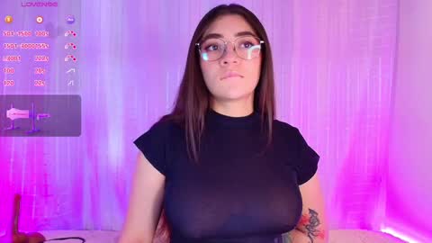 Snapshot of samii_evans chatting on March 1, 2025, 6:43 pm samii evans online show from March 1, 2025, 6:43 pm