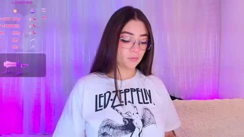 Snapshot of samii_evans chatting on March 9, 2025, 2:50 am samii evans online show from March 9, 2025, 2:50 am