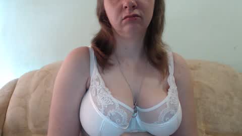 Snapshot of samiliya chatting on February 15, 2025, 11:28 am samiliya online show from February 15, 2025, 11:28 am