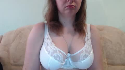 Snapshot of samiliya chatting on February 28, 2025, 11:03 am samiliya online show from February 28, 2025, 11:03 am