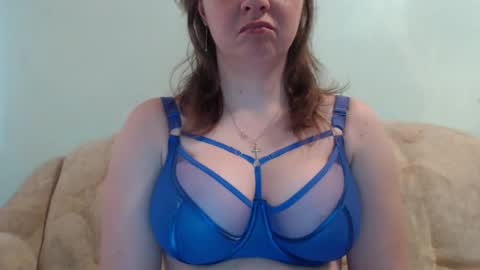 Snapshot of samiliya chatting on March 12, 2025, 11:09 am samiliya online show from March 12, 2025, 11:09 am