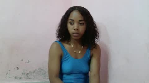 samina2255 online show from October 26, 2025, 6:14 pm