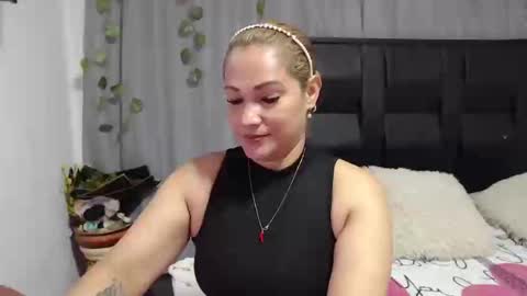 SAMIRA online show from September 20, 2025, 5:25 pm