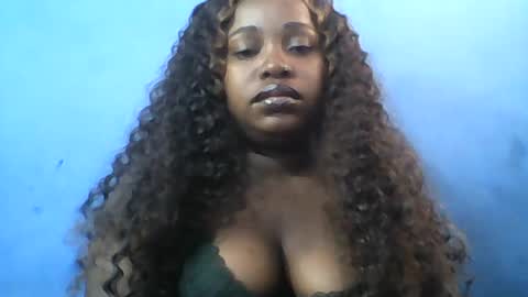 Snapshot of samirah_69 chatting on June 15, 2026, 9:55 am samirah_69 online show from June 15, 2026, 9:55 am