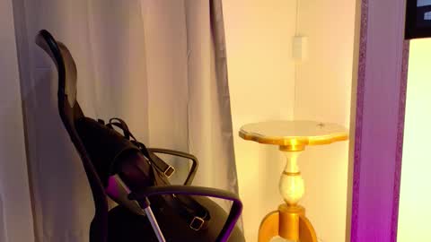 samirths_1boy online show from January 12, 2026, 8:25 pm