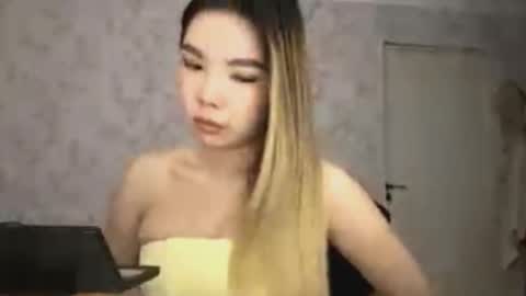 Snapshot of sammiesilvis chatting on February 21, 2026, 7:20 am Elina online show from February 21, 2026, 7:20 am