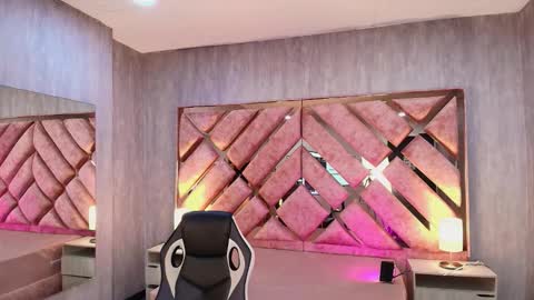 sammwolff_ online show from January 17, 2026, 12:10 pm