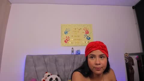 Snapshot of sammy_and_alhaia chatting on March 5, 2025, 10:43 pm Sammy and Alhaia online show from March 5, 2025, 10:43 pm