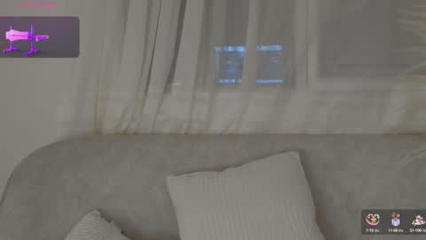 sammy_jhonson25 online show from October 2, 2025, 11:17 am