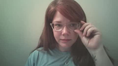 Snapshot of sammy_lyn chatting on May 22, 2026, 10:37 pm Sam online show from May 22, 2026, 10:37 pm