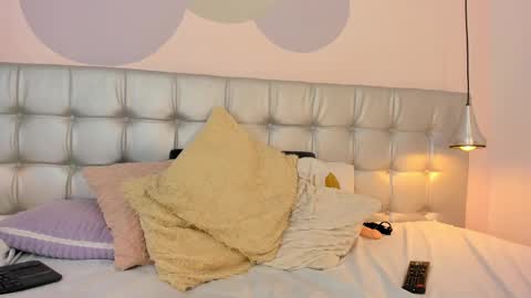 Axel online show from February 25, 2025, 12:47 am