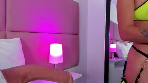 Snapshot of sammymorales chatting on October 1, 2025, 12:33 pm Sammy Morales online show from October 1, 2025, 12:33 pm