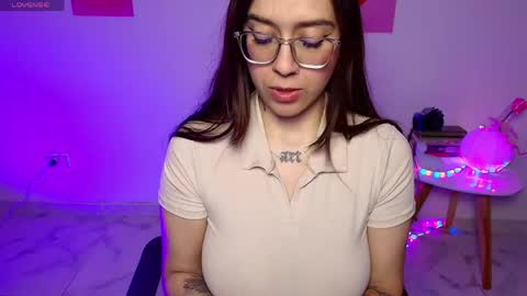 Snapshot of sampuckettbaby chatting on April 24, 2026, 1:19 am sampuckettbaby online show from April 24, 2026, 1:19 am