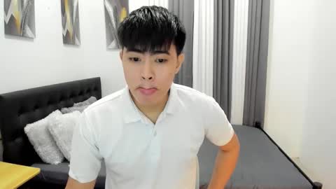 Snapshot of samuelangelo chatting on November 15, 2025, 1:07 pm Sam online show from November 15, 2025, 1:07 pm