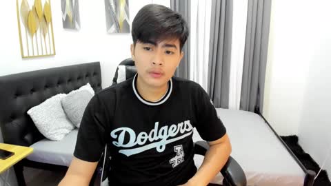 Sam online show from March 2, 2026, 9:54 pm