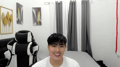 Sam online show from March 3, 2026, 1:17 pm