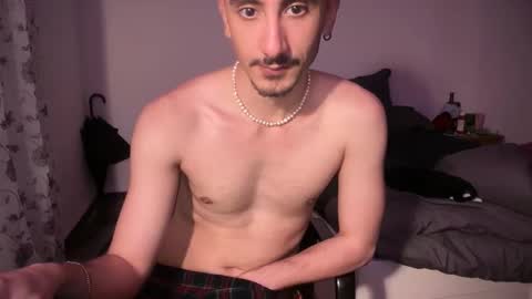Snapshot of samuelforhim chatting on April 21, 2026, 8:12 pm samuelforhim online show from April 21, 2026, 8:12 pm
