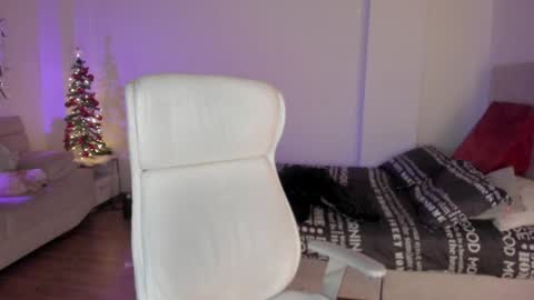 Snapshot of samy_one chatting on December 29, 2024, 1:34 am Samy online show from December 29, 2024, 1:34 am