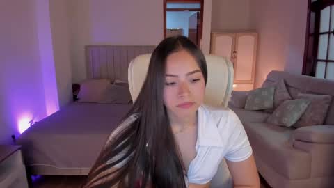 Snapshot of samy_one chatting on February 12, 2025, 10:26 pm Samy online show from February 12, 2025, 10:26 pm