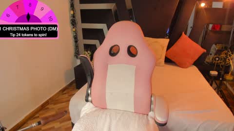 Find me at  when im offline here. online show from December 14, 2024, 3:07 am