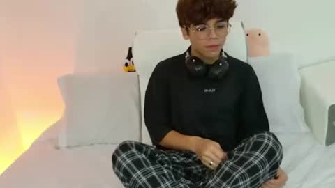 Sammy online show from July 15, 2026, 3:01 am