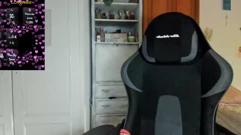 Samymoon online show from July 17, 2026, 6:09 am