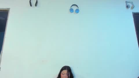 Snapshot of samyyriverss chatting on December 27, 2024, 3:09 am Samy and Valery online show from December 27, 2024, 3:09 am