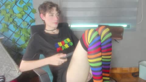 Snapshot of san_love_kh chatting on December 12, 2024, 6:21 pm online show from December 12, 2024, 6:21 pm