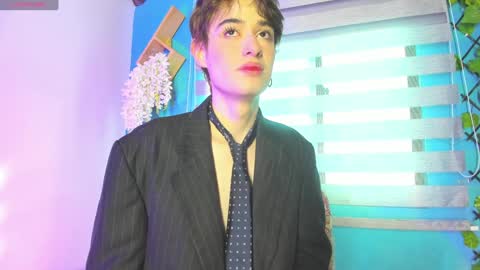 Snapshot of san_love_kh chatting on December 14, 2024, 1:38 pm online show from December 14, 2024, 1:38 pm