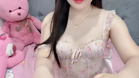 sanami_sian_ online show from October 12, 2025, 3:38 am