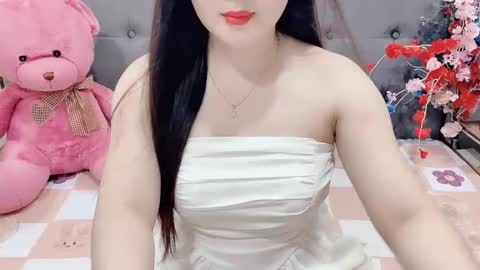 sanami_sian_ online show from November 17, 2025, 1:44 am