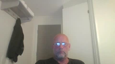 Snapshot of sandnesrune523 chatting on June 15, 2026, 5:37 pm sandnesrune523 online show from June 15, 2026, 5:37 pm