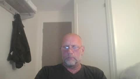 Snapshot of sandnesrune523 chatting on June 17, 2026, 5:58 pm sandnesrune523 online show from June 17, 2026, 5:58 pm
