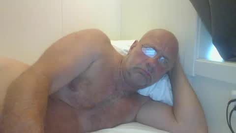 Snapshot of sandnesrune523 chatting on July 8, 2026, 5:12 am sandnesrune523 online show from July 8, 2026, 5:12 am