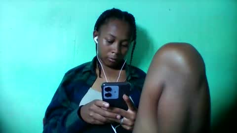 sandra1253099 online show from January 14, 2026, 6:41 am