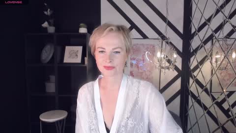 Sandra online show from February 4, 2025, 5:21 am