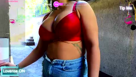 Sandra Milano online show from July 14, 2026, 8:08 am