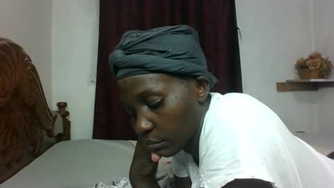 sandra online show from December 22, 2025, 6:16 pm