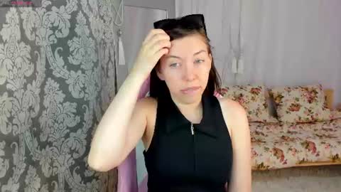 Sandra online show from July 5, 2026, 12:28 am
