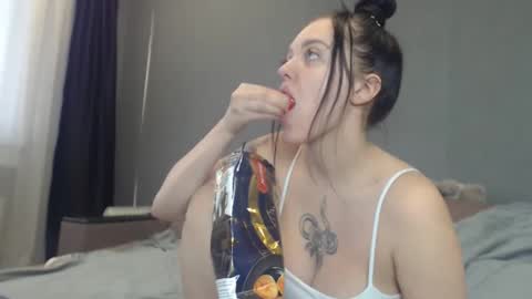 sandra_smith3007 online show from January 26, 2025, 8:36 am