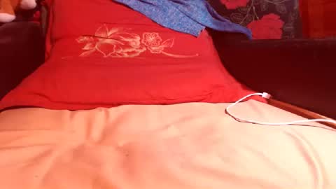 Snapshot of sandrabenet chatting on November 28, 2025, 7:05 pm Sandra online show from November 28, 2025, 7:05 pm