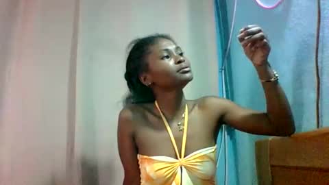 Snapshot of sandricaaa chatting on February 24, 2026, 5:05 am sandricaaa online show from February 24, 2026, 5:05 am