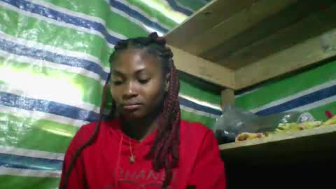 sandricaaa online show from May 17, 2026, 7:06 am