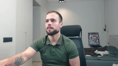 Snapshot of sandro_best chatting on February 15, 2026, 3:36 am DeAlex online show from February 15, 2026, 3:36 am